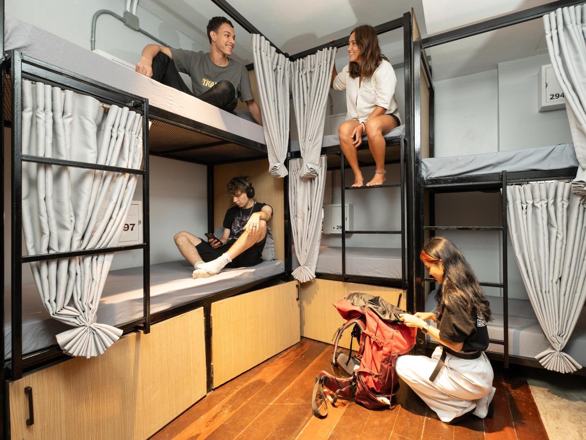 Oh Hostels - Bangkok Ngoại thất bức ảnh