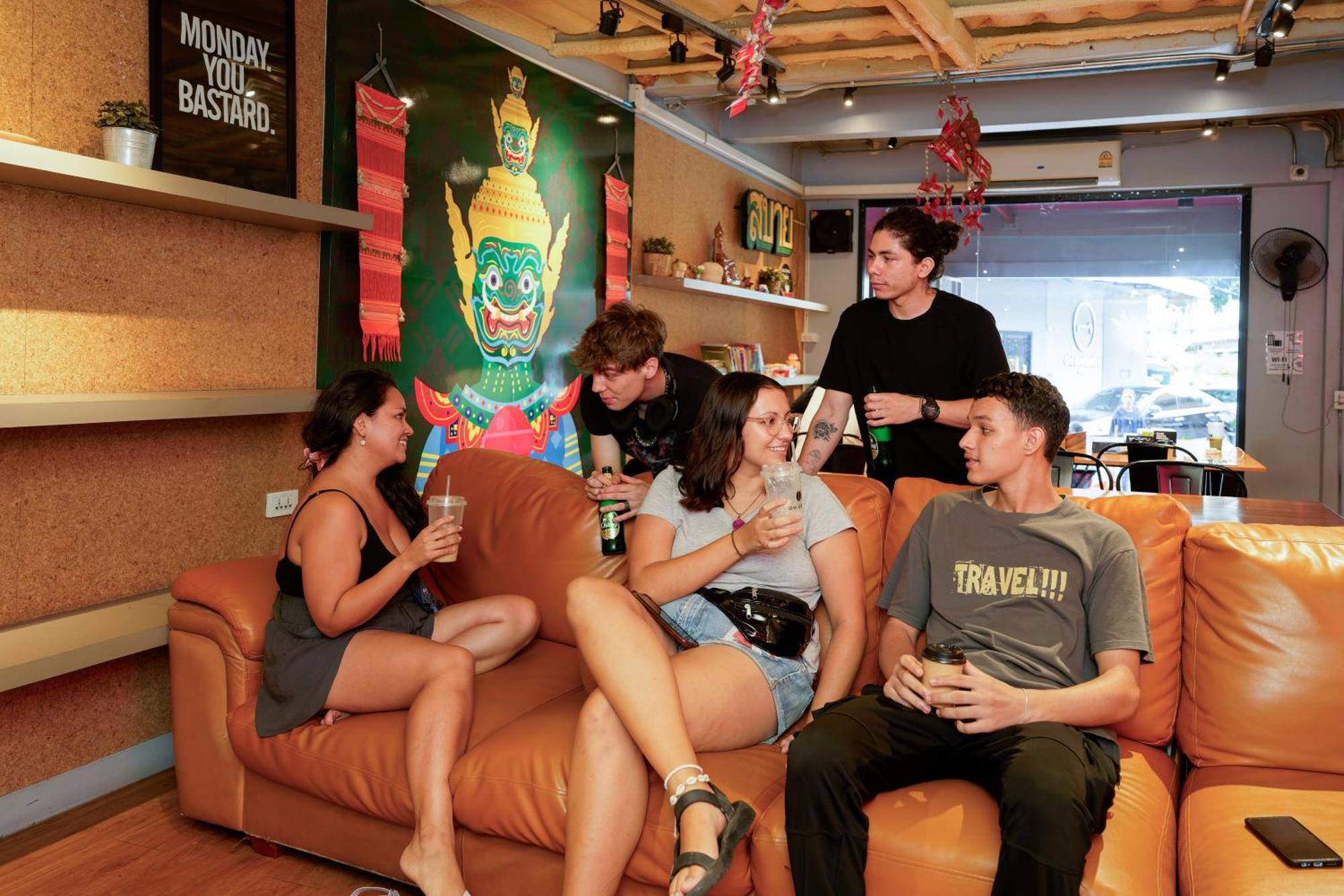 Oh Hostels - Bangkok Ngoại thất bức ảnh